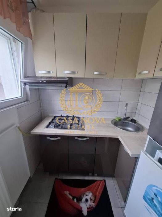 Apartament 1 camera, balcon inchis, parcare – zona Garii