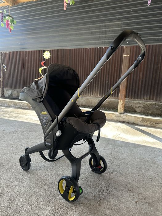 Автолюлька коляска