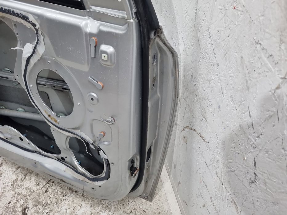 Usa stanga fata Hyundai ix35 (LM) [Fabr 2010-2017] Sleek Silver