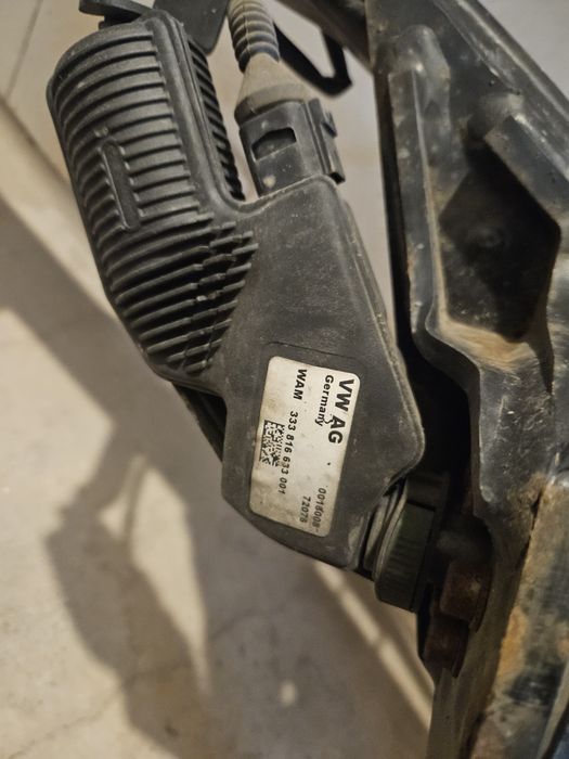 Cui  carlig  remorcare electric  Audi A4 si Allroad original complet