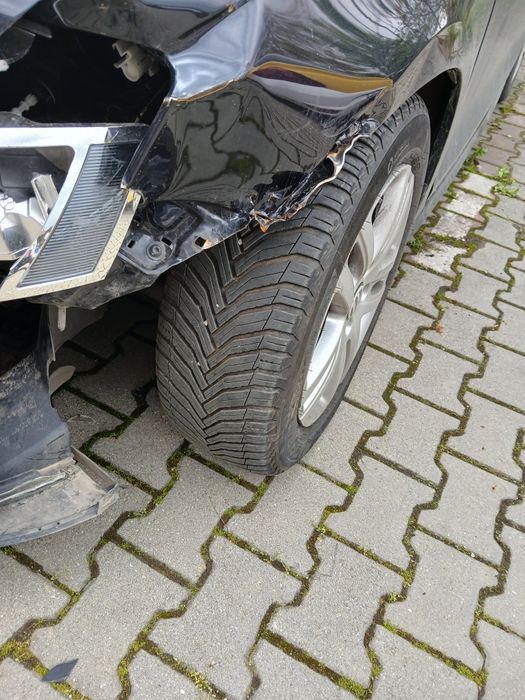 Volkswagen Jetta Avariat Față
