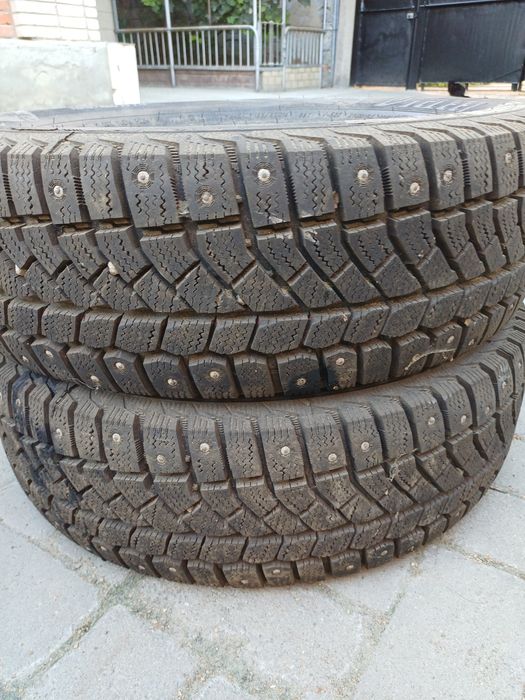 Шины зимние, R14