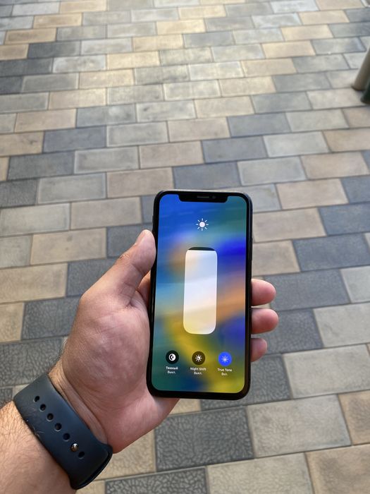 Iphone x ayfon x 64gb qora tel ideal sotiladi aybi yo face ishlidi