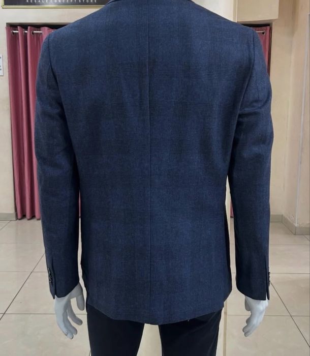 Шерсятнной итальнский пиджак