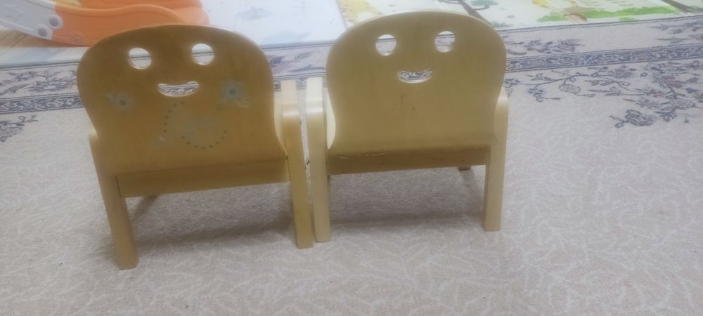 Детские стульчики
