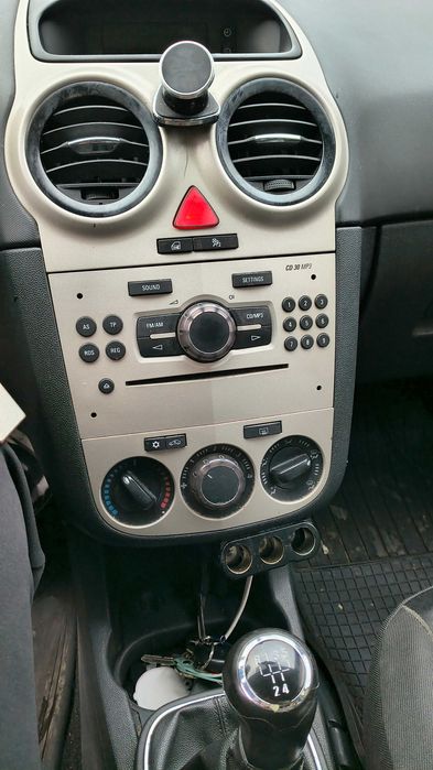 Opel corsa 1.3 CDTI