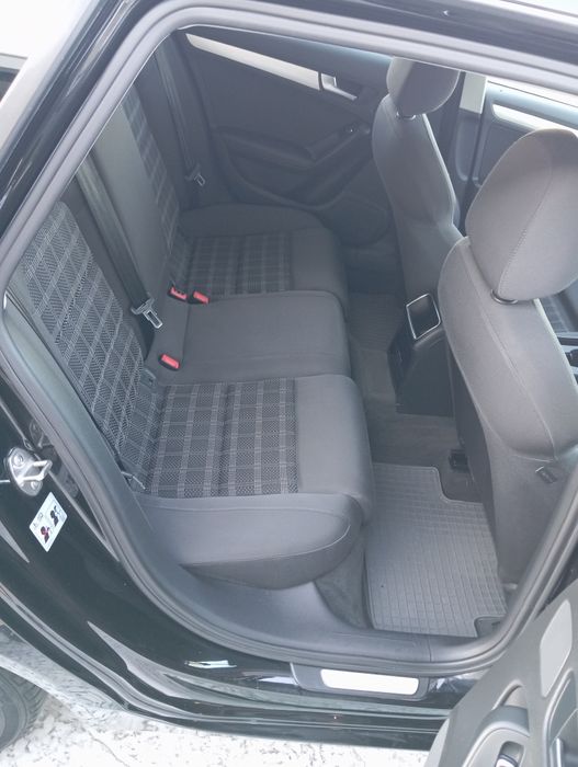 Vând Audi A4 B 8,5