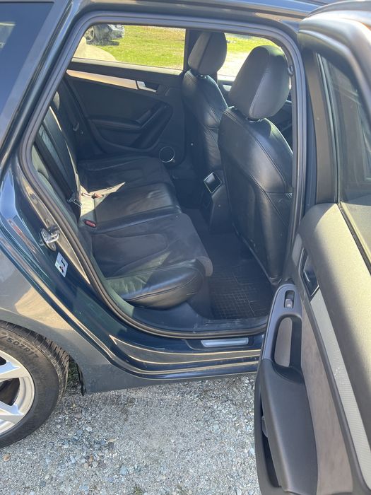 Vand sau schimb audi a4 b8 2010