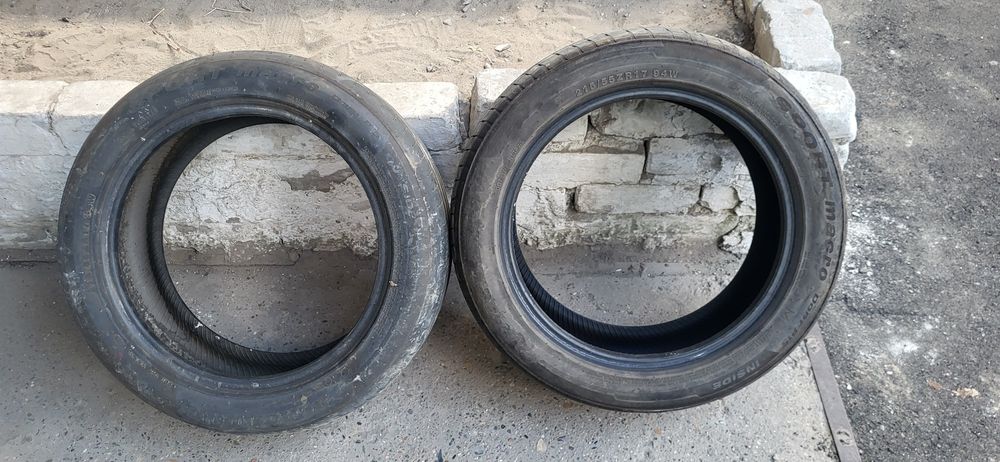 Шины лето пара 215/55/17