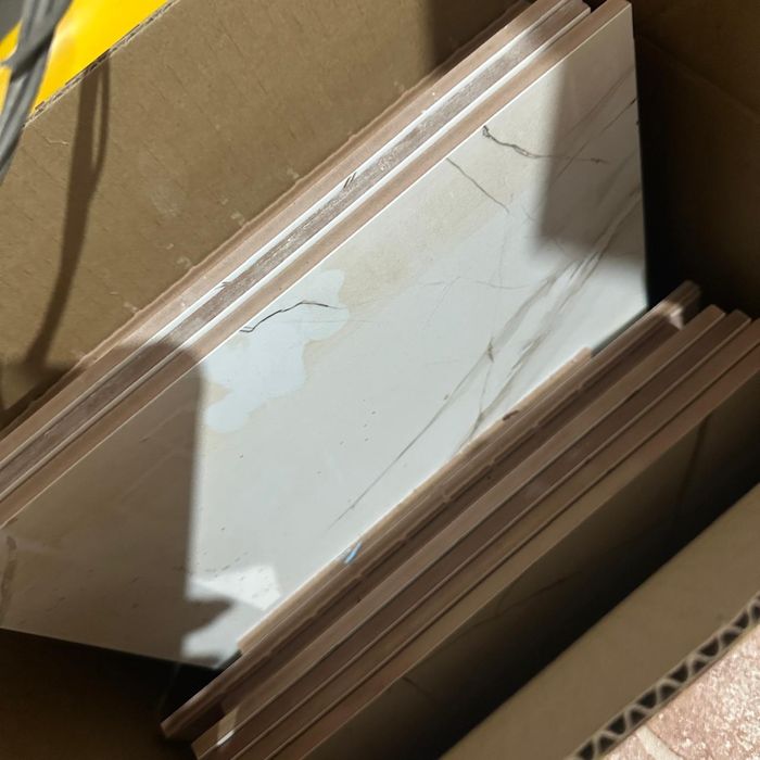 Продам плитку керамическую