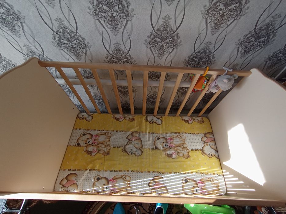 Кроватка детская