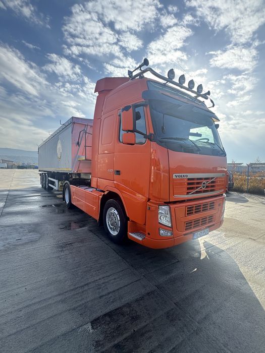 Volvo+Wielton ansamblu cereale