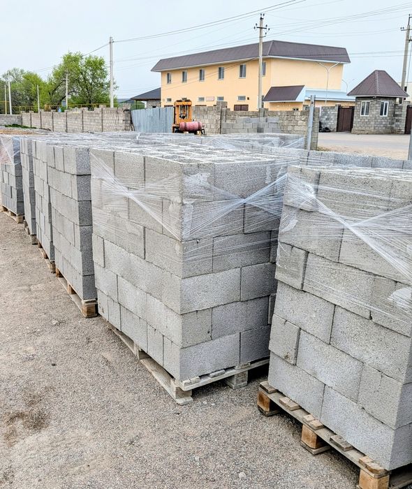 Сплитерный блок Рванный перегородочный пескоблок шлакоблок