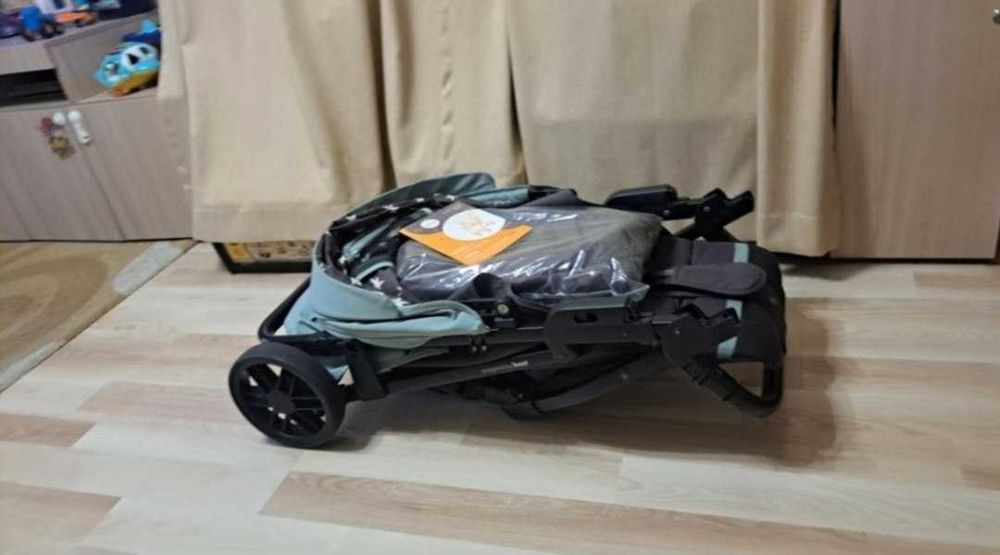 Детская коляска. В отличном состоянии