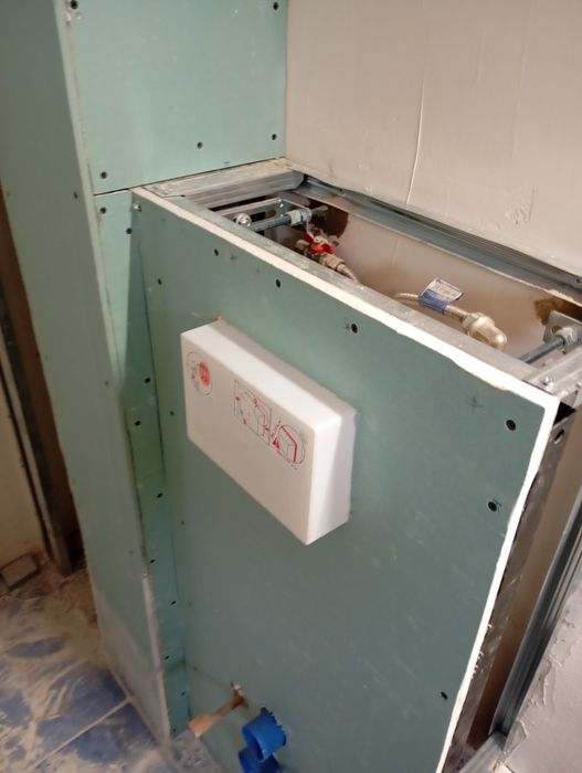 Renovări apartamente, case amenajări interioare și exterioare