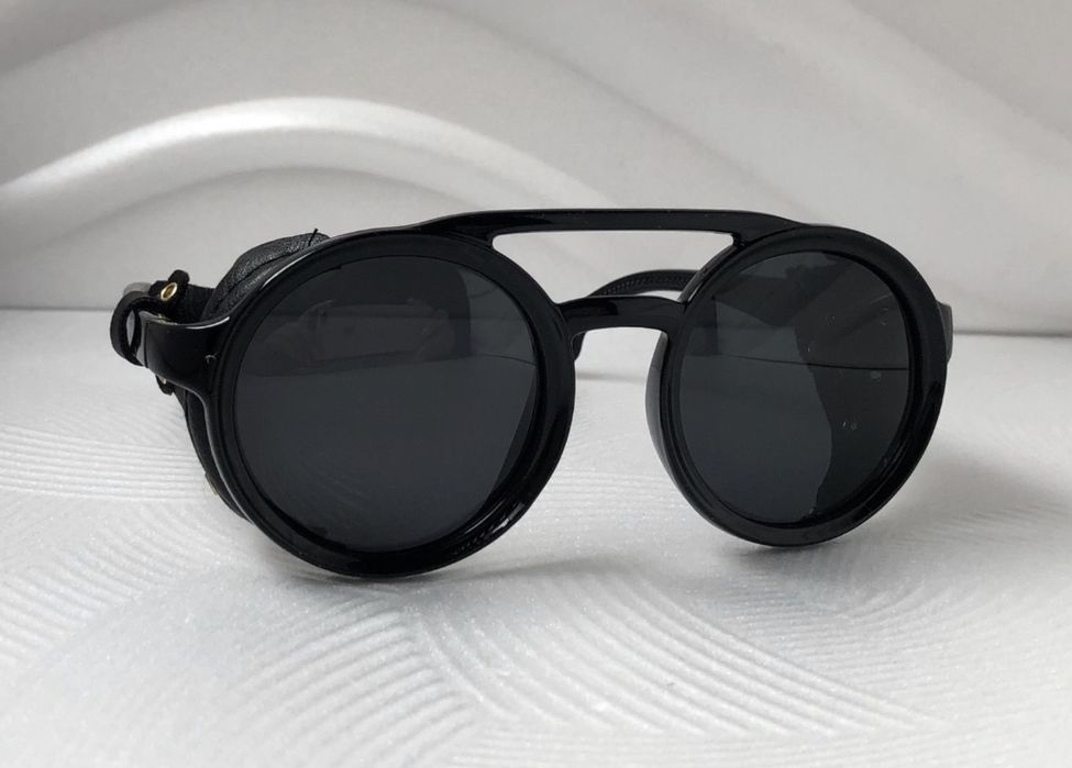 Мъжки Слънчеви Очила със Кожа по модел на Carrera