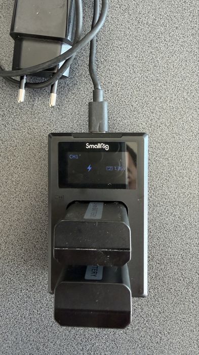 Incarcator baterii SmallRig + 3 baterii NP-FW50