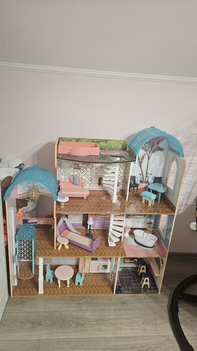 Kidcraft Camila dollhouse