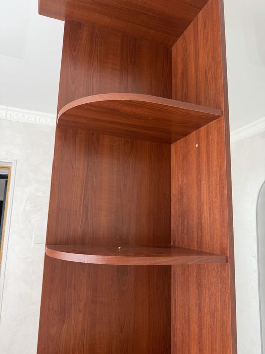 Угловой шкаф без дверей