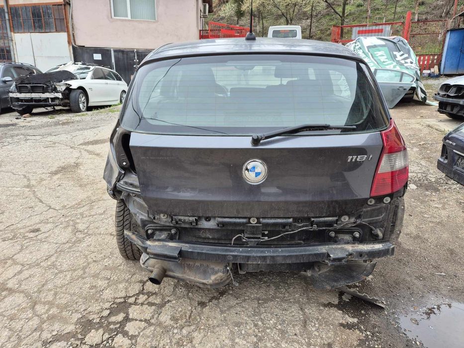 BMW E87 118i 129кс N46 ръчка НА ЧАСТИ!
