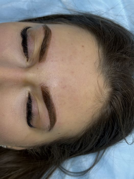 Micropigmentare sprancene