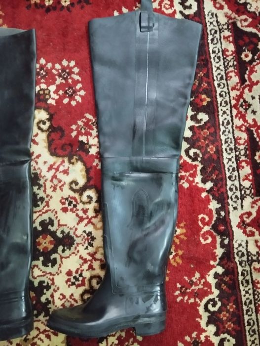 Продам Рыболовные  сапоги