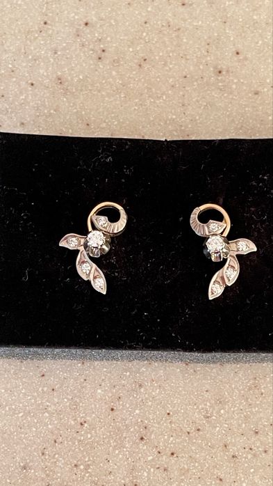 Продам серьги, с якутскими бриллиантами ,585 пробы