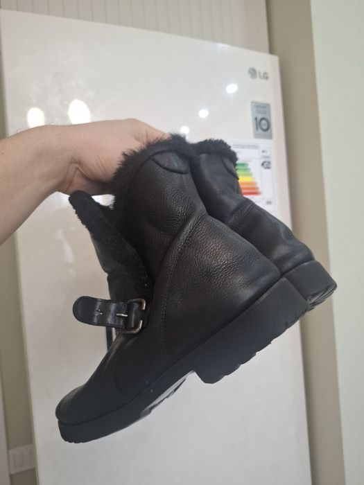 Продам зимний обувь