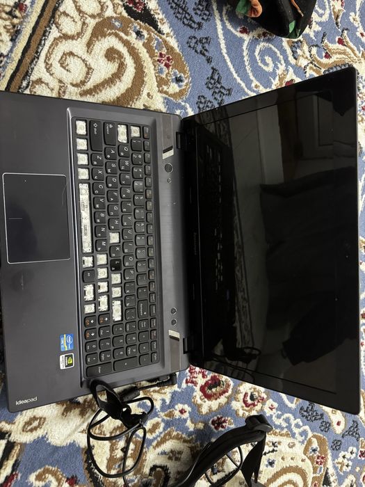 Продам ноут на запчасти