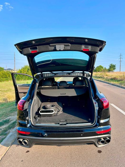 PORSCHE Cayenne 0 — imagine 4