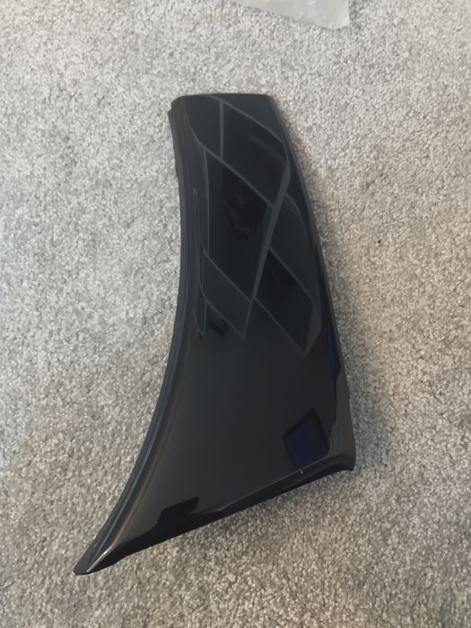 Carena stanga noua, originala pentru Yamaha Tmax model 2012-2016