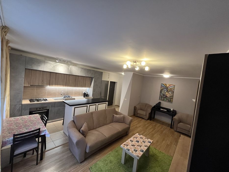 Apartament 2 camere semidecomandat, Eroilor, Floresti