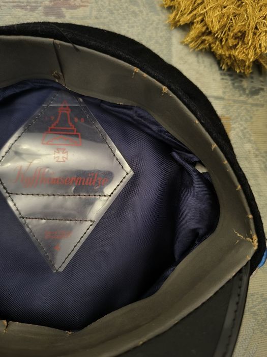 старинен керамичен часовник за стена Стара немска военна фуражка