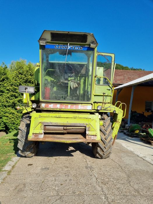 Dezmembram combina Claas Dominator 85