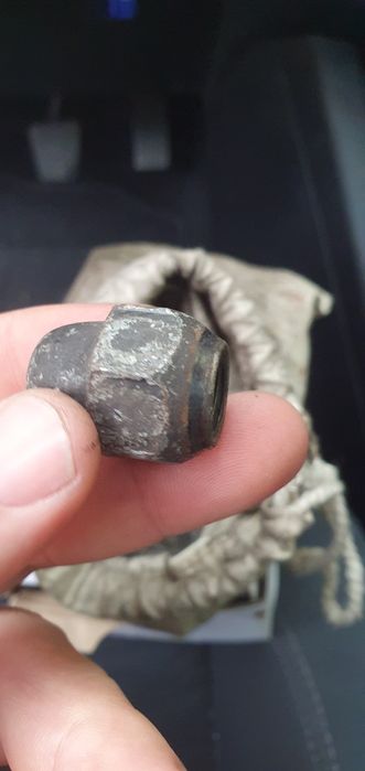 Болтове за джанти митсубиши и хюндай