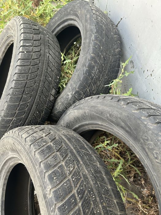 Резина липучка 205/60 R16