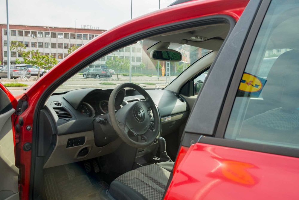 RENAULT Megane 2 Break Full-Option | Autoturism de mecanic | Origine Elveția | Mașina de suflet a familiei