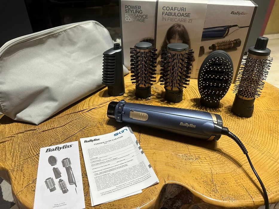 Perie rotativă empowered by Cristina Ich Frizz-free Airbrush 1000W