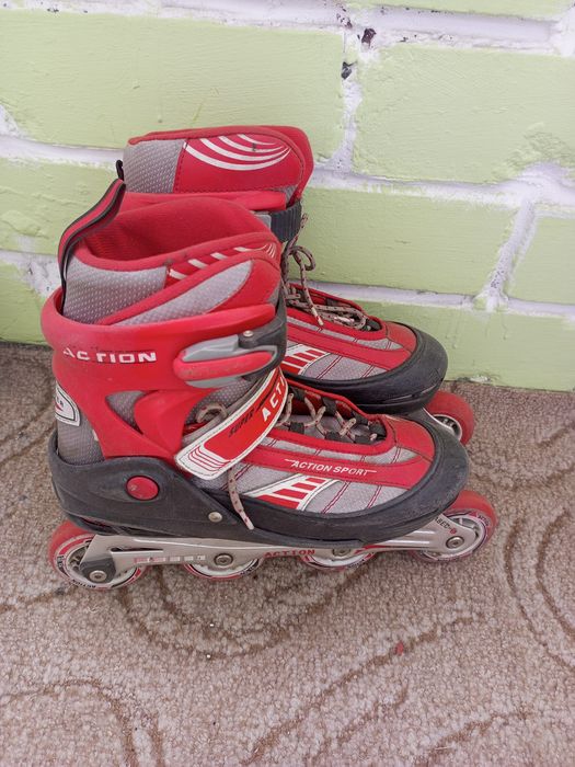 Роликовые коньки