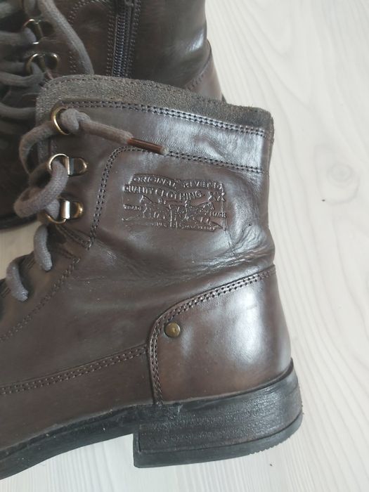 Ghete Levis piele barbati mărimea 39-40