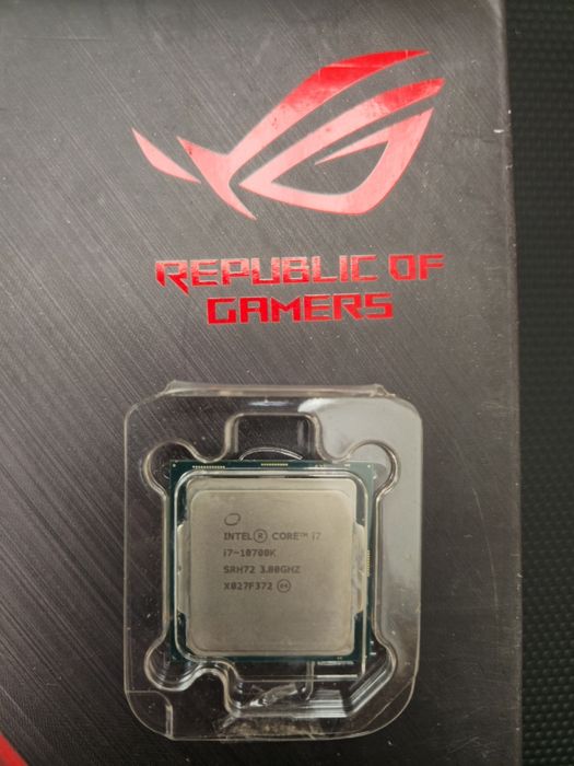 Комплект ASUS ROG Maximus XII Hero (Wi-Fi) + Intel Core i7-10700K (LGA1200)