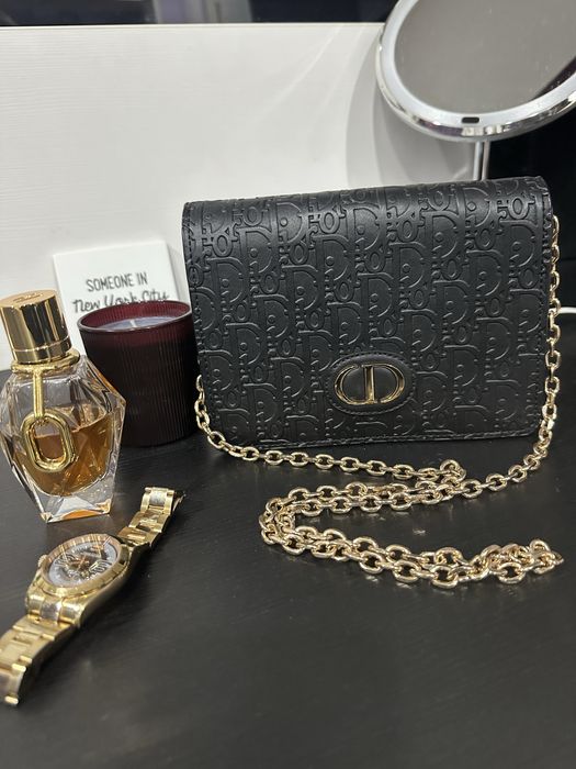 Черна чанта от изкуствена кожа