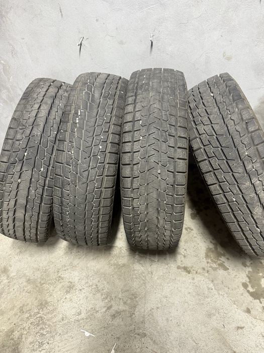 Зимние резины 215.70. R16