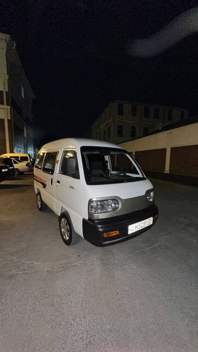 Автомобиль дамас