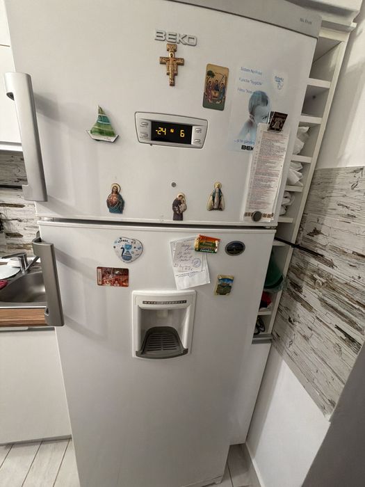Vand frigider beko
