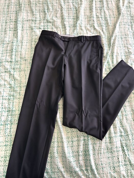 Черен втален официален костюм