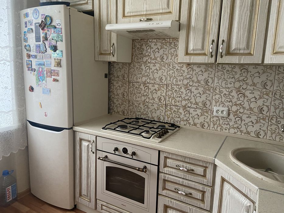 Продам 4х комнатную квартиру