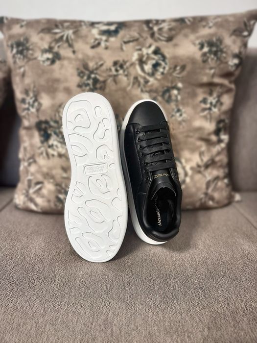 Adidasi Alexander Mcqueen Black&White Edition