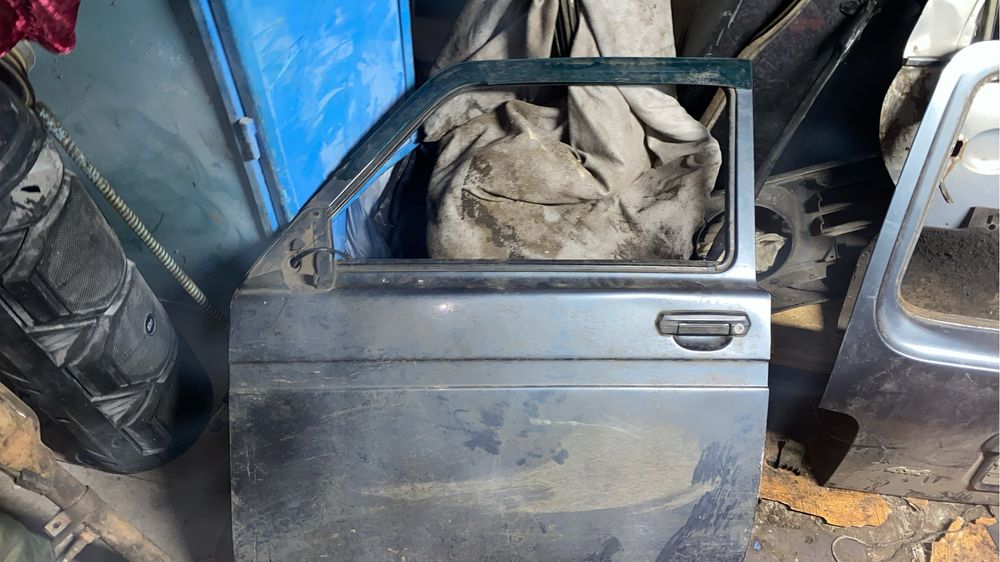 Нива дверь в сборе