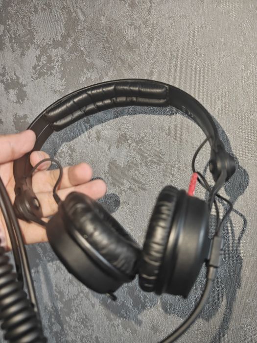 Sennheiser HD 25 70 Ohm — профессиональные DJ наушники